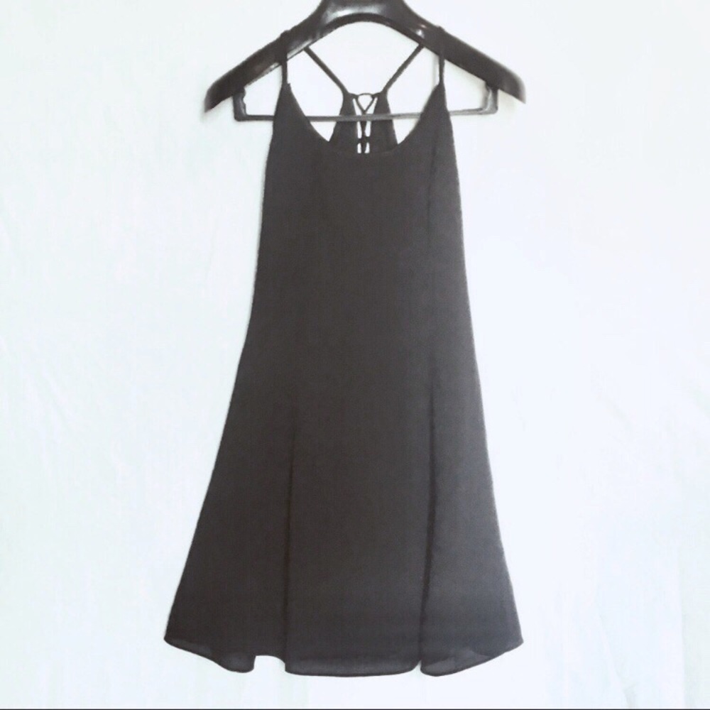 📌Sold locally📌Vintage 90’s LBD